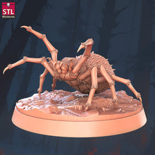 Load image into Gallery viewer, Giant Spider Miniature Set | Large Spider | Giant Spider | Spider Swarm | Wolf Spider | Shelob | 5E | Dungeons and Dragons |DnD |5th Edition
